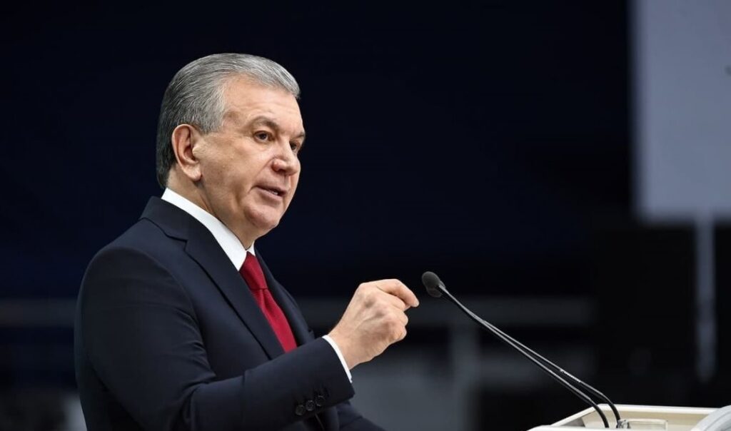 Шавкат Мирзиёев объявил о создании компании по управлению валютными рисками