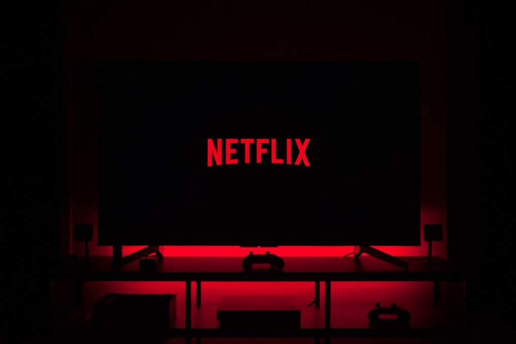 Число подписчиков Netflix достигло 214 млн