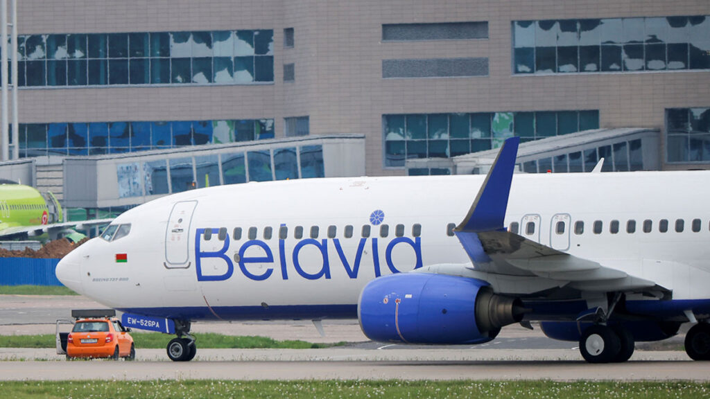 «Белавиа» ограничила перевозку беженцев Ближнего Востока из Узбекистана