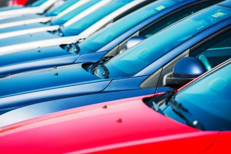 Спрос на рынке автомобилей упал на 2,7% в ноябре