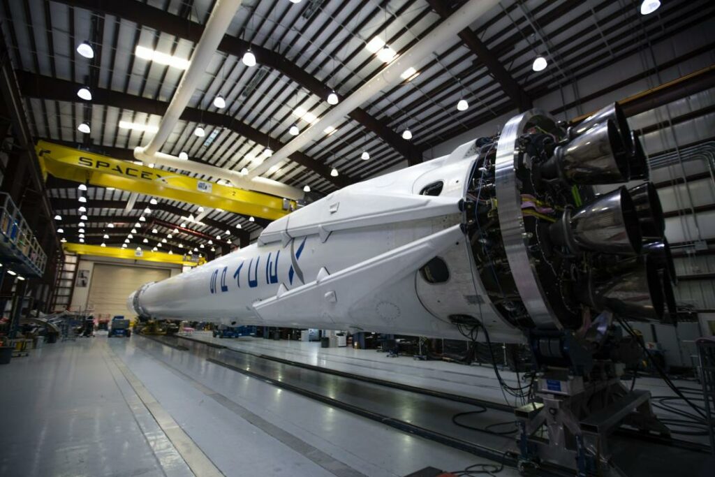SpaceX Илона Маска привлекла $337,4 млн