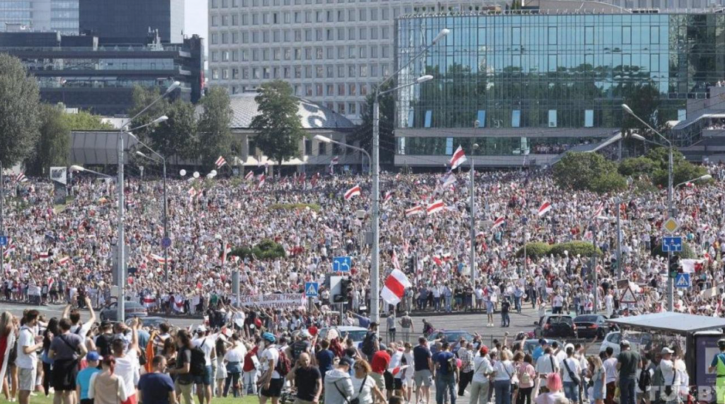 В Беларуси ищут отдавших приказ на применение силы в Минске людей