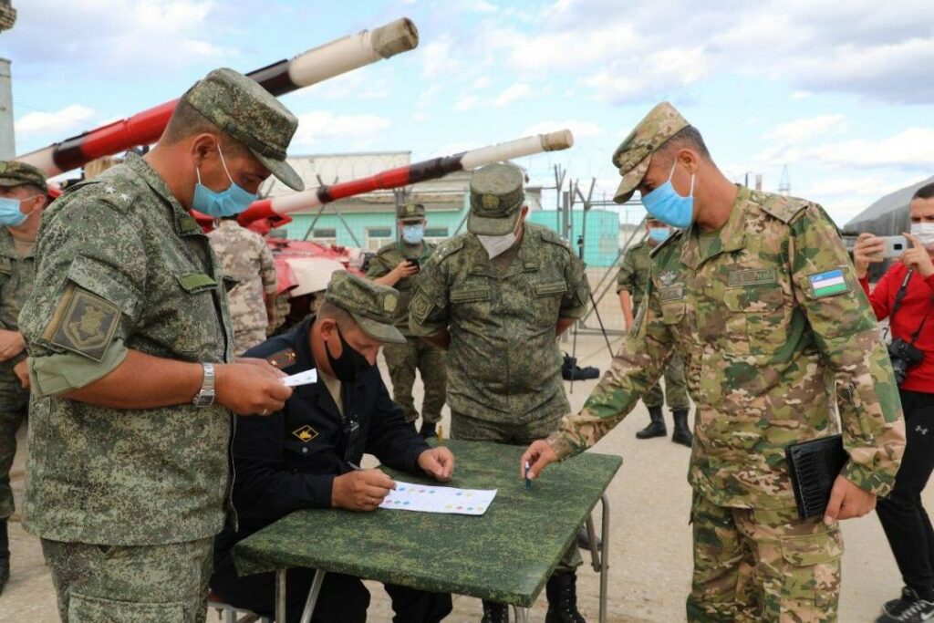 В вооруженных силах Узбекистана появились три новых звания