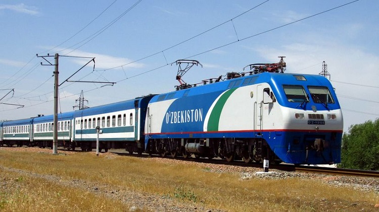 В Узбекистан вернут почти 900 соотечественников