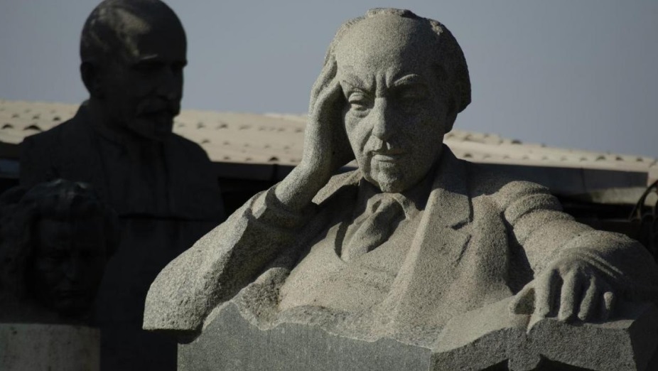 В Ереване начали задерживать участников акции протеста