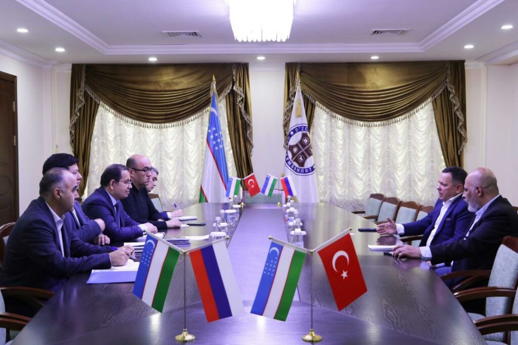 Российская Kari откроет производство обуви в Узбекистане