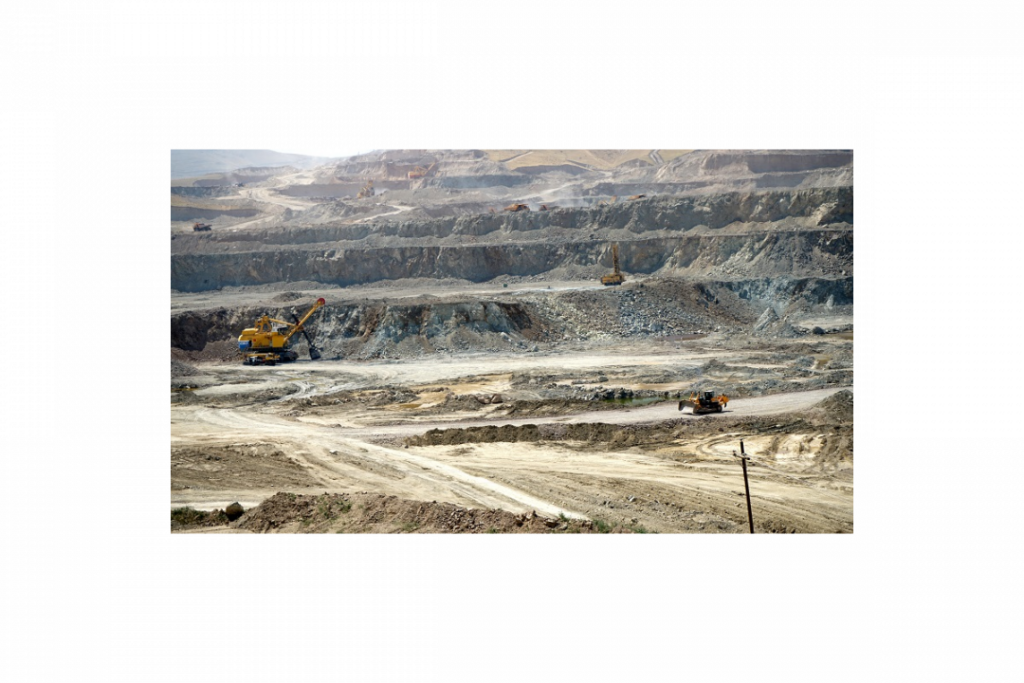 «Уралмашзавод» начал строительство комбината в Узбекистане