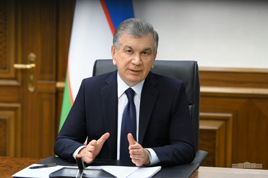 На строительство и ремонт медобъектов выделят 1,2 трлн сумов