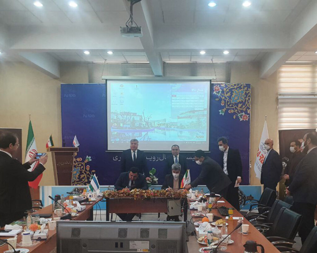 Технопарк «Яшнабад» наладил сотрудничество с иранским «Пардис»