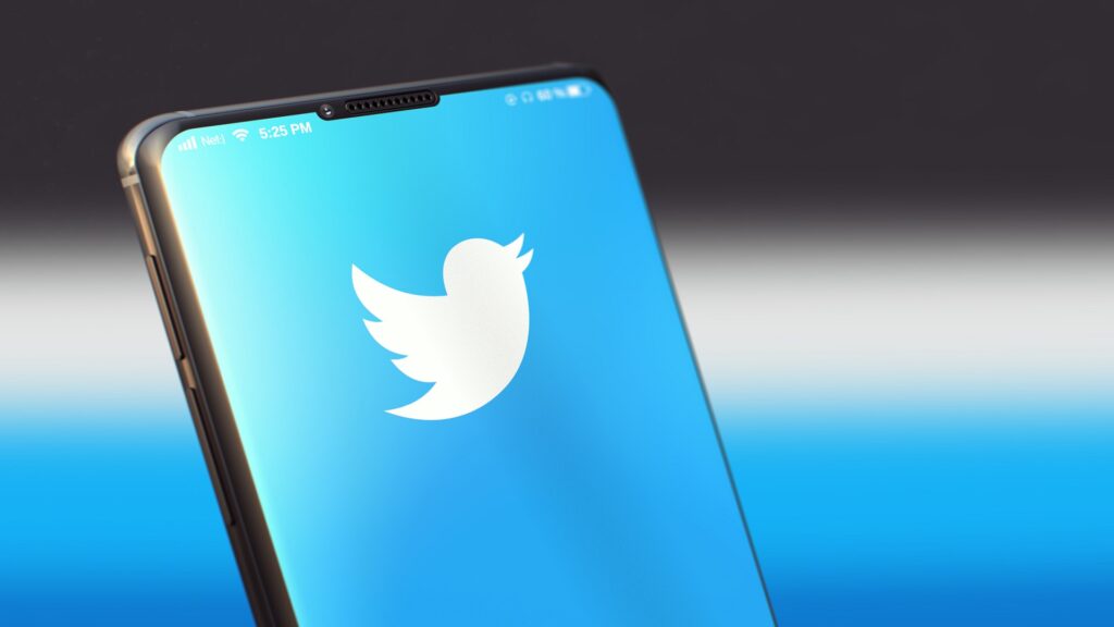 Twitter уравняла стоимость «синей галочки» на Android и iOS