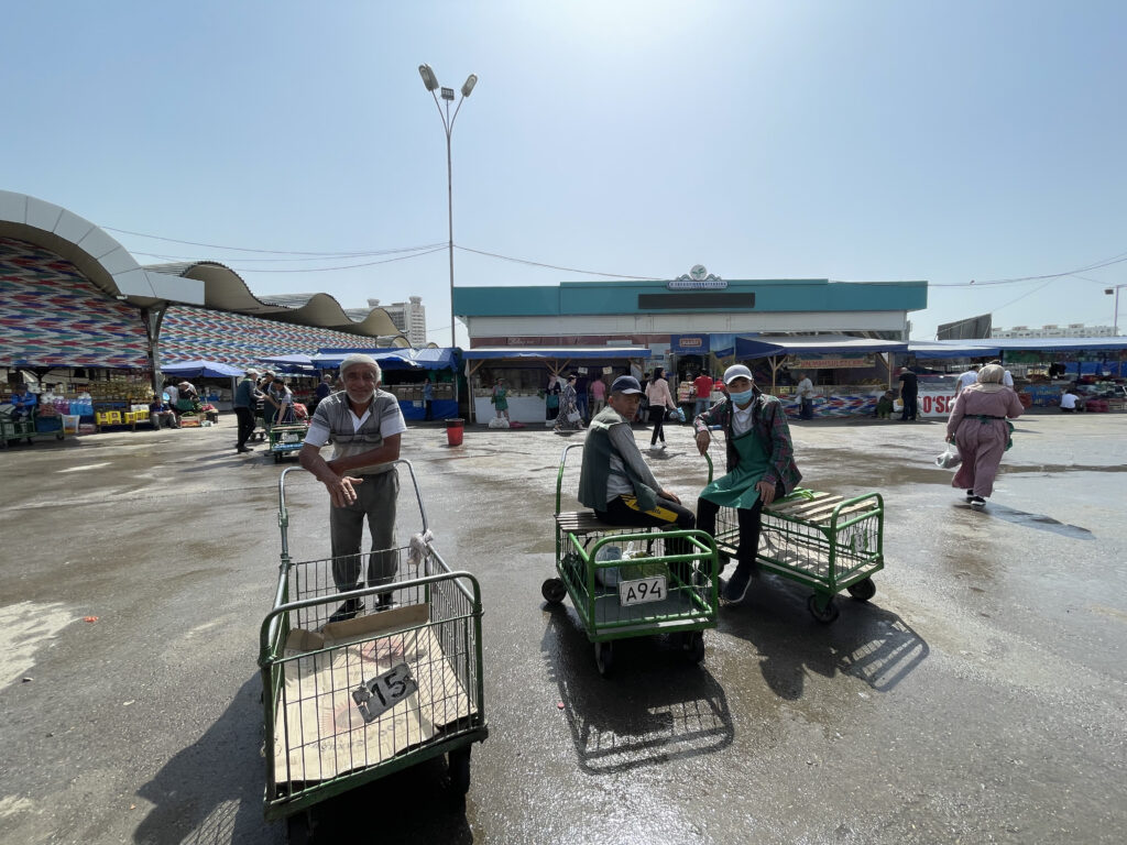 Как кризис в России повлиял на трудовых мигрантов из Узбекистана