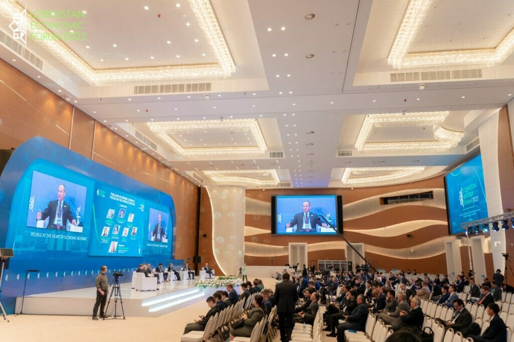 Правительство Узбекистана намерено привлечь $120 млрд инвестиций до 2026 года