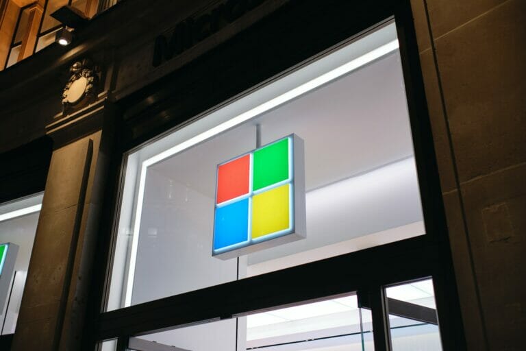 Microsoft’s AI Spending Tops $100 Bn as Earnings Soar Past Expectations