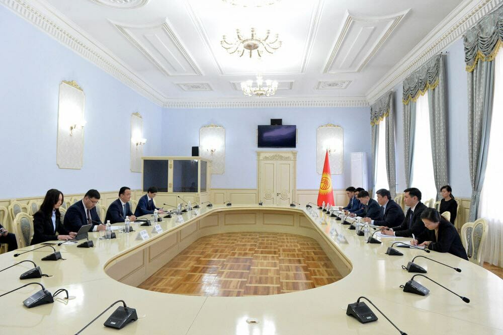 Узбекистан и Кыргызстан планируют довести товарооборот до $2 млрд