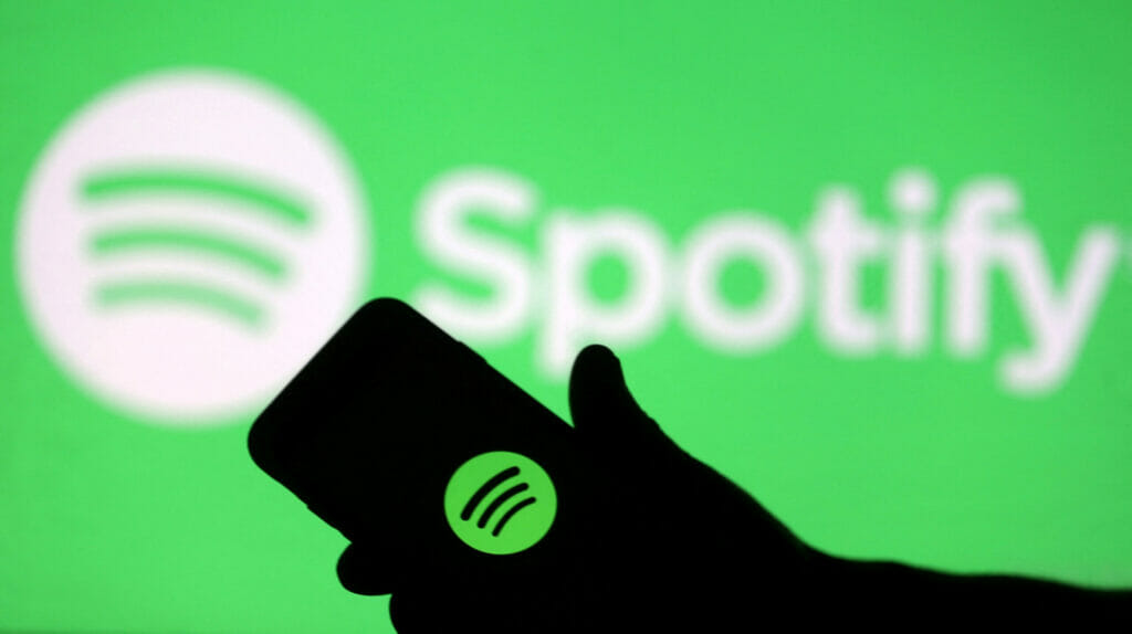 Spotify планирует  увольнения