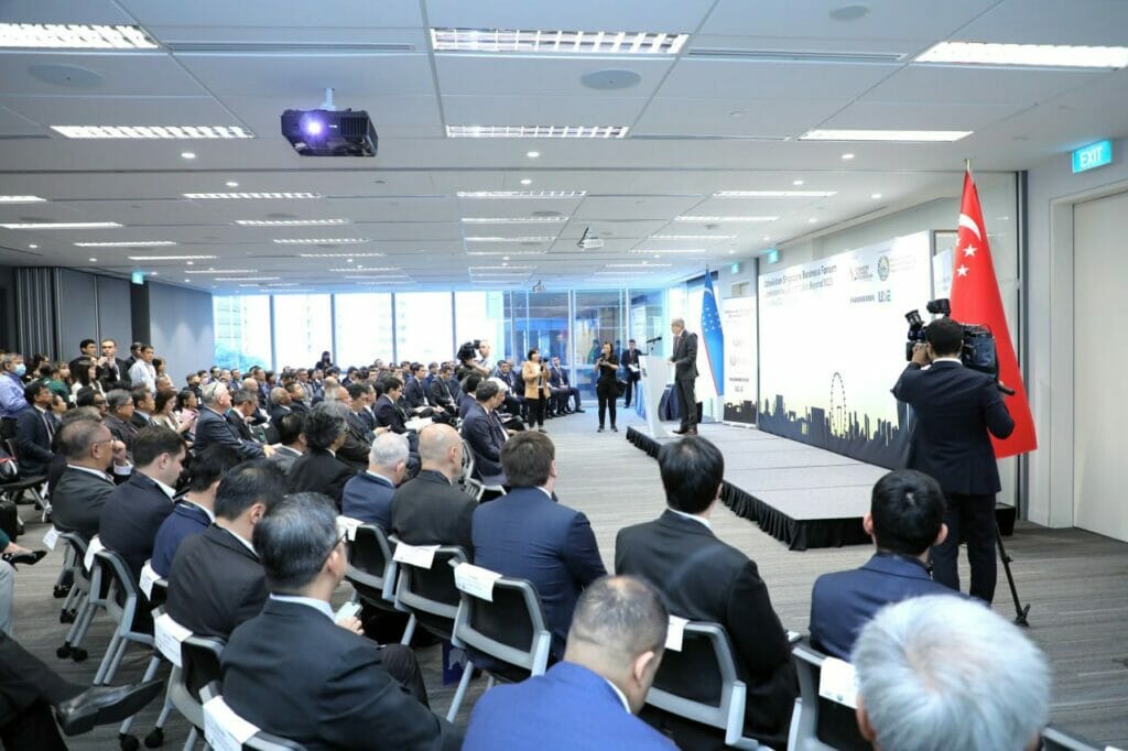 Сингапур инвестировал в Узбекистан более $700 млн