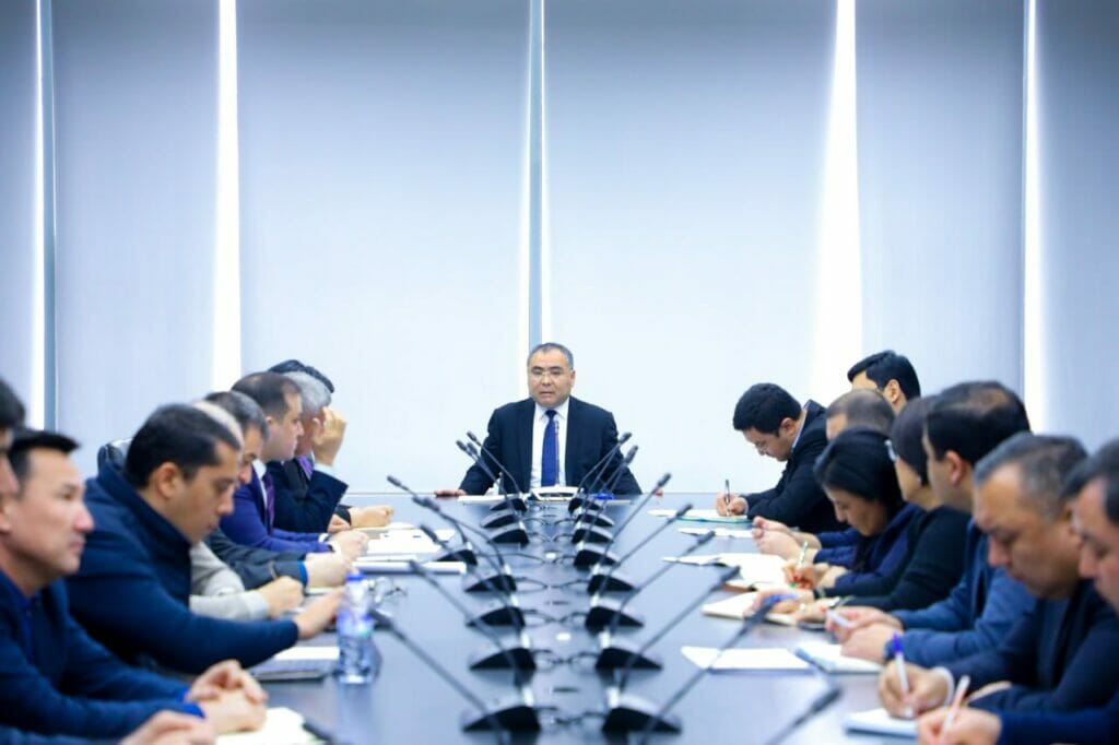 Два вуза Ташкента полностью перейдут на зеленую энергетику к следующему учебному году