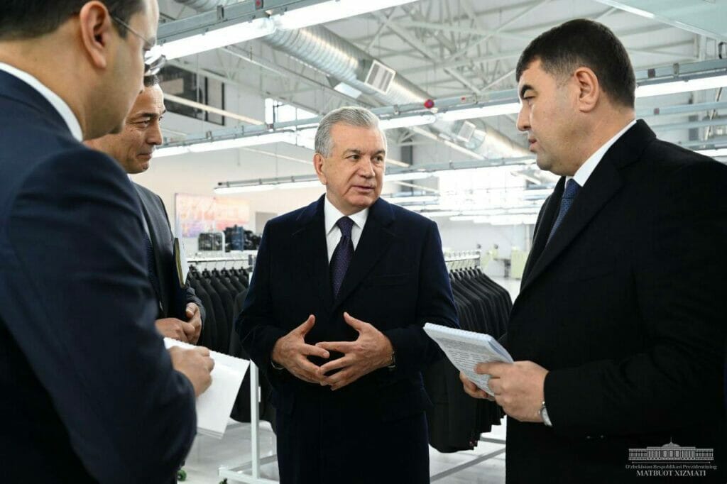 Мирзиёев высоко оценил Hugo Boss в Намангане