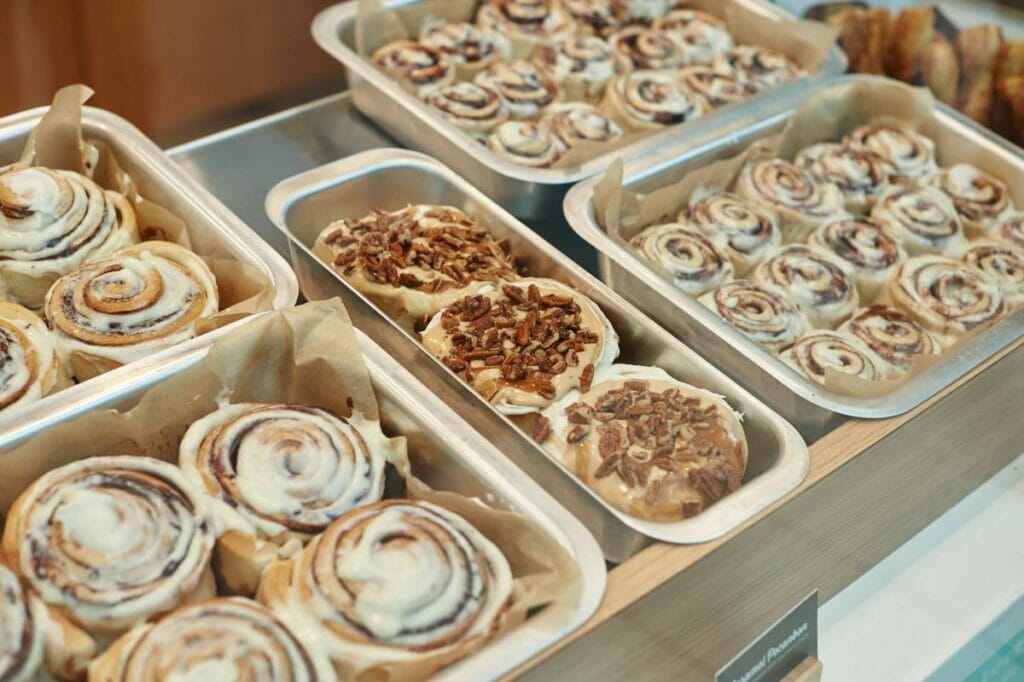 Булочки Cinnabon приходят в Узбекистан