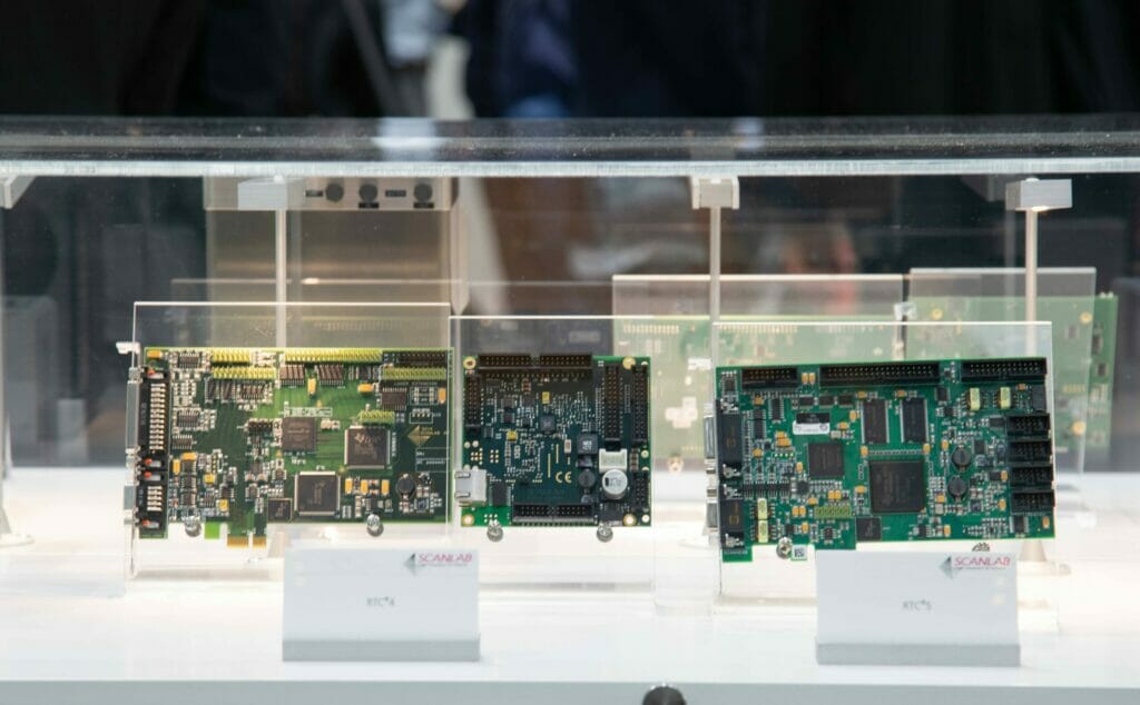 Япония планирует ограничить экспорт оборудования для полупроводников