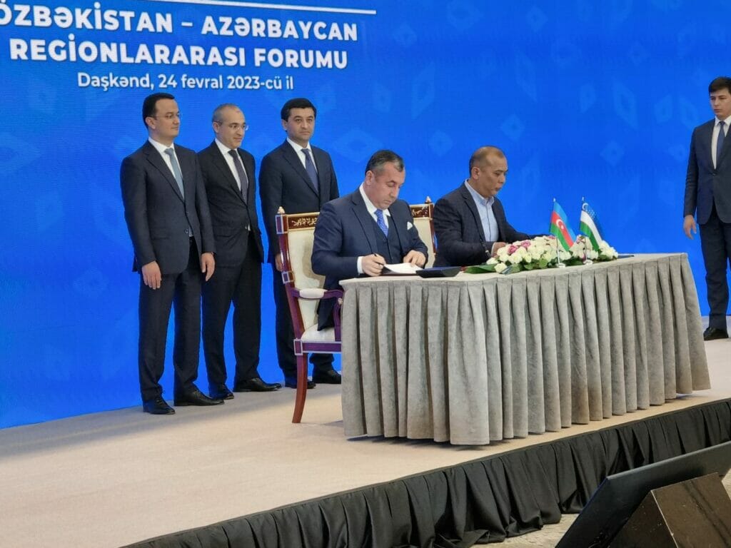 Азербайджан поставит в Узбекистан 40 тыс. радиаторов