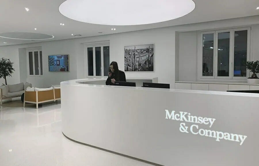 McKinsey & Co xodimlarini keng miqyosda qisqartirishni amalga oshiradi