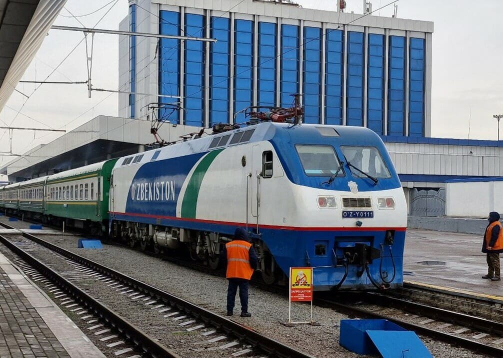 Ж/д маршрут между Ташкентом и Новосибирском восстановлен