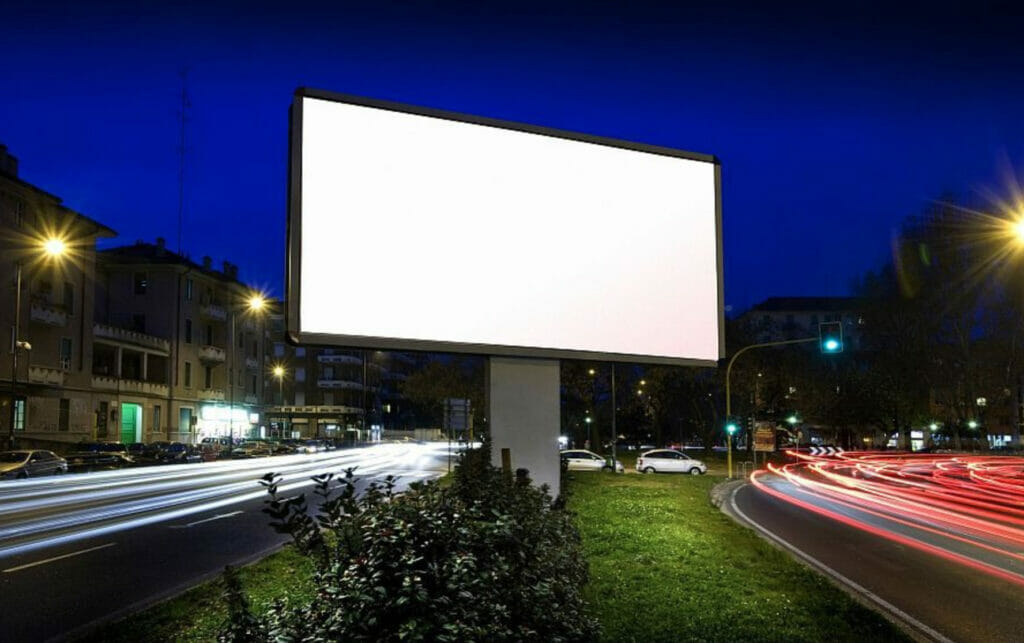 В РУз запустят портал «Цифровая наружная реклама»