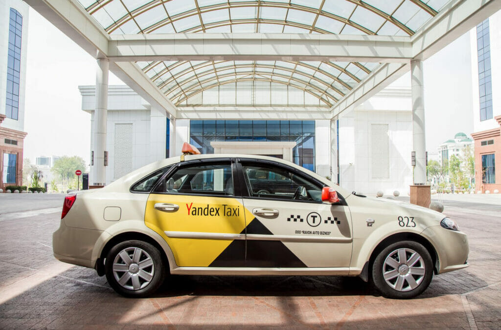 Yandex Go упростит поездки клиентам с инвалидностью