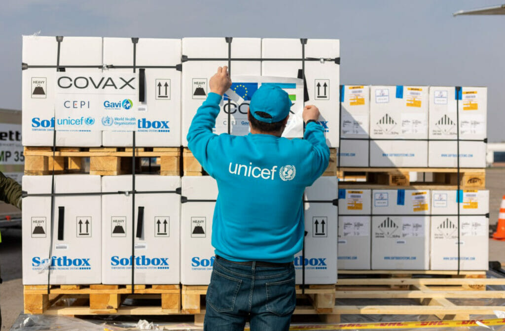 Испания поставила в РУз более 800 тыс. доз Pfizer