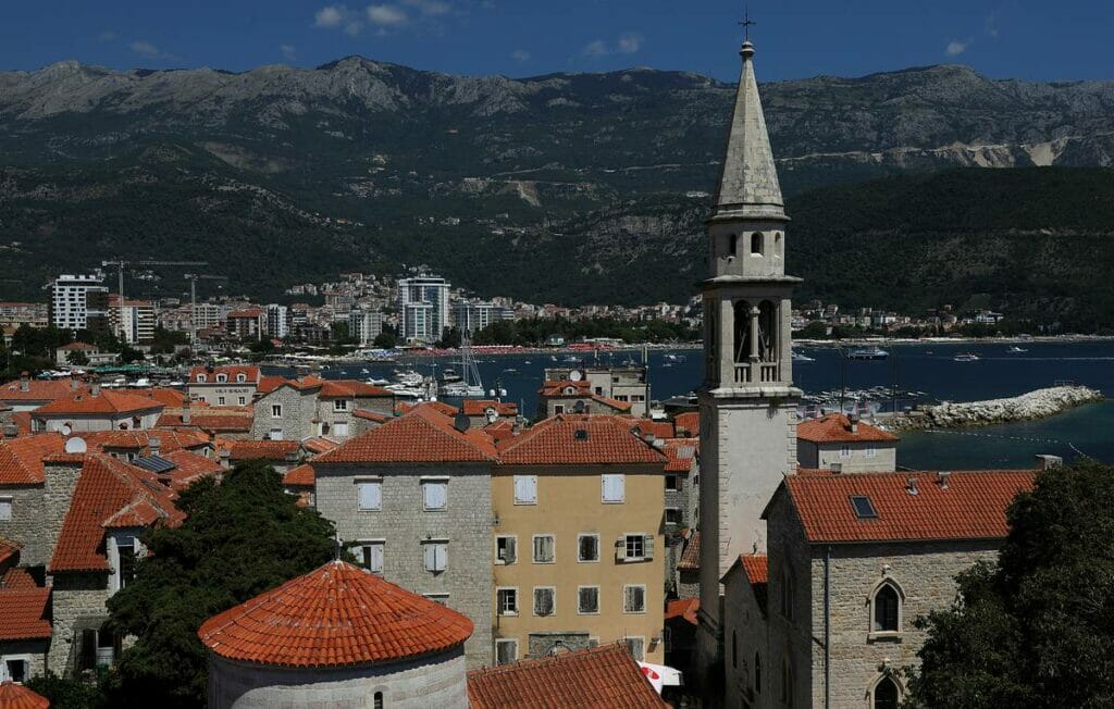 Черногория ввела безвиз для Узбекистана