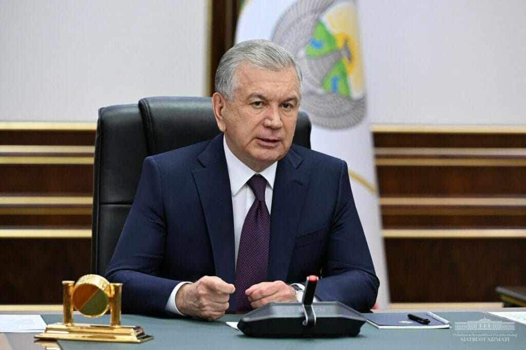 Мирзиёев предложил увеличить срок сдачи земель во вторичную аренду