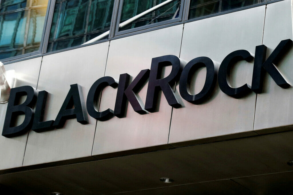 BlackRock 60/40 strategiyasining muvaffaqiyatiga shubha qiladi