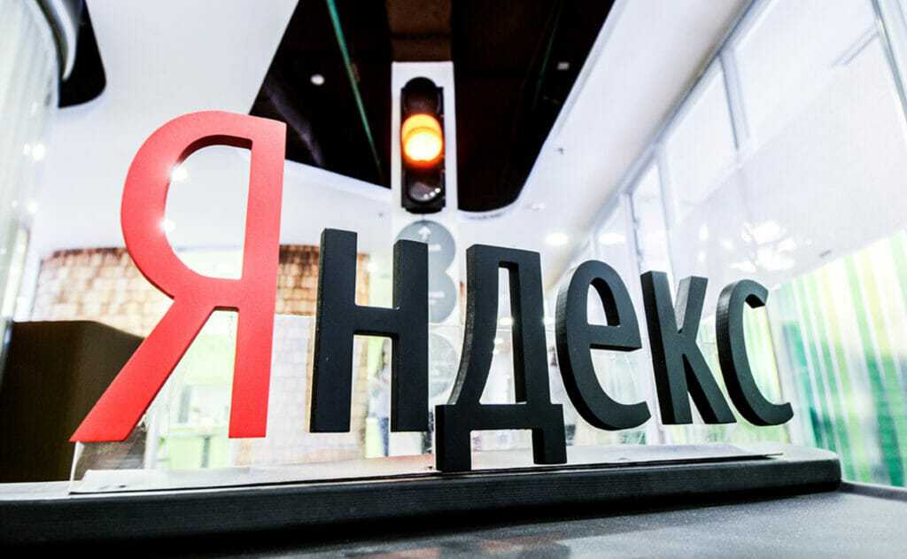 Яндекс Браузер научился синхронному переводу видео с китайского