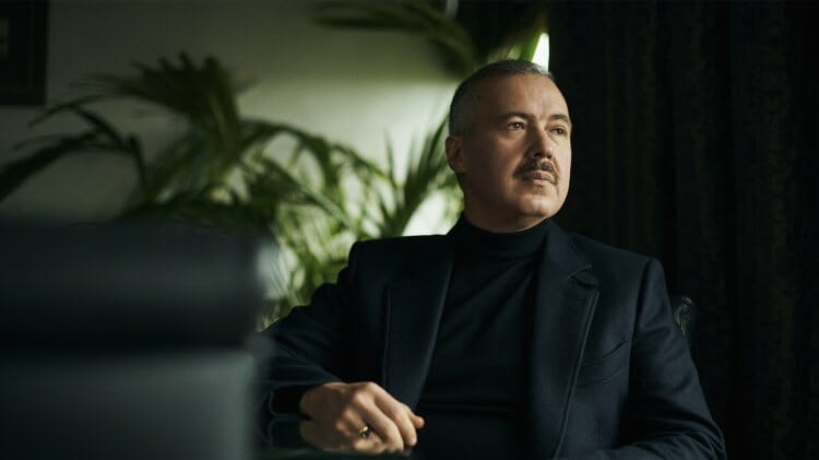 Экс-глава USM вышел из совета директоров холдинга Усманова