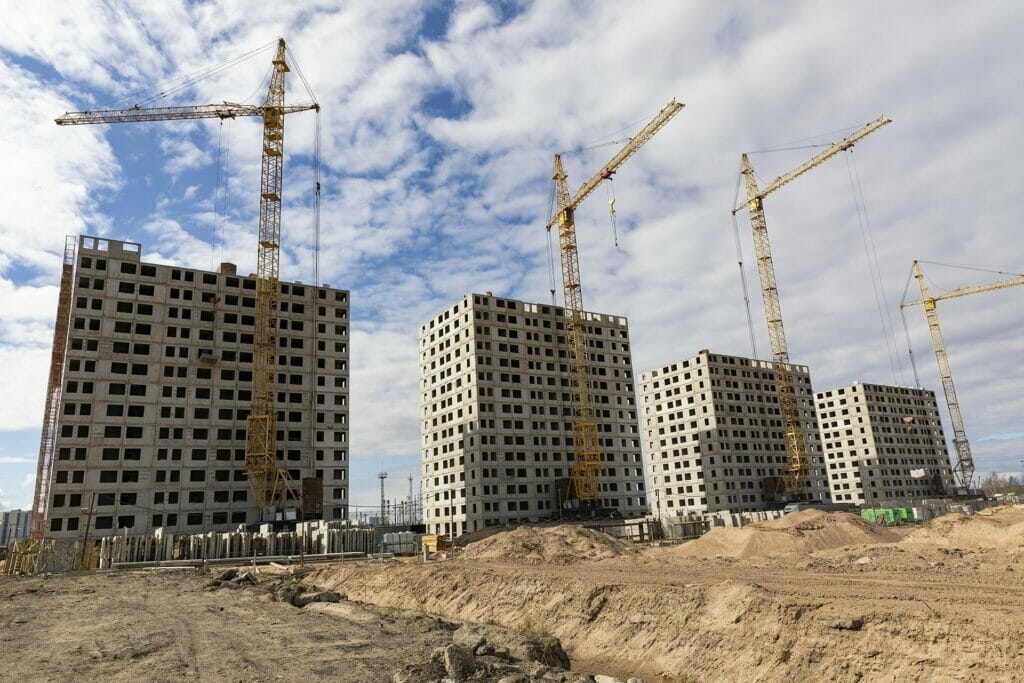 Стройкомпании смогут получать кредиты под каждый этаж