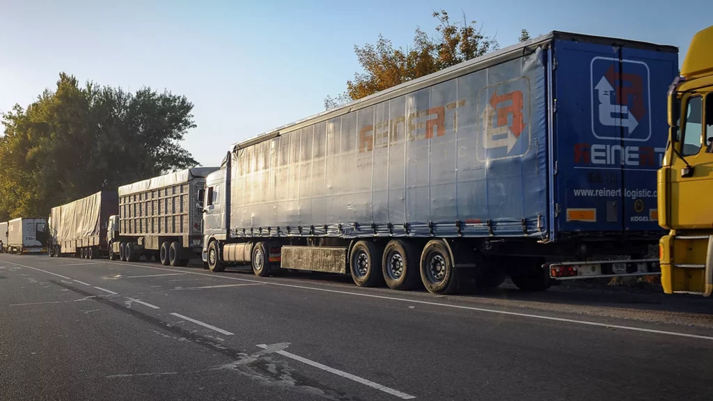 Как Узбекистан будет решать проблему с пробками на границе с Казахстаном