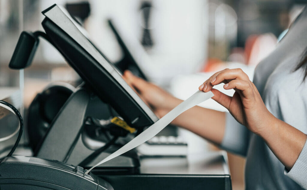 Товарооборот через онлайн-кассы превысил 64 трлн сумов