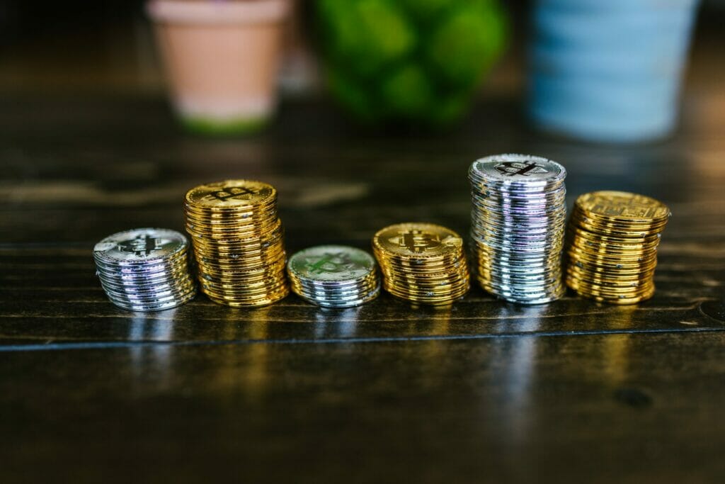 Биткоин и эфир торгуются в минусе