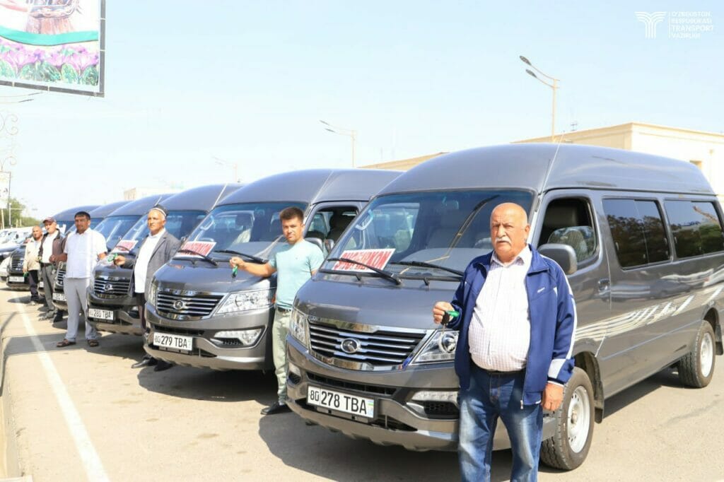 Бухара получит сотню новых автобусов и микроавтобусов