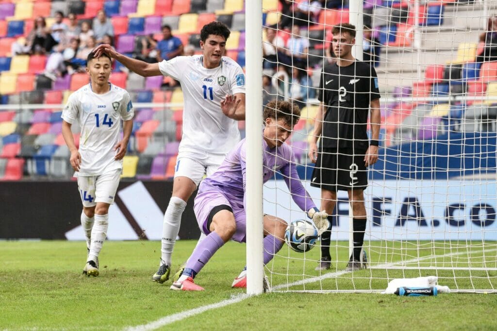 Узбекистан сыграл вничью с Новой Зеландией