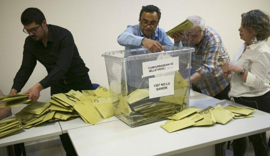 Разрыв между Эрдоганом и Кылычдароглу продолжает сокращаться