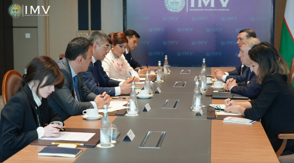 Узбекистан получит от немецкого банка KFW 500 млн евро на поддержку госбюджета