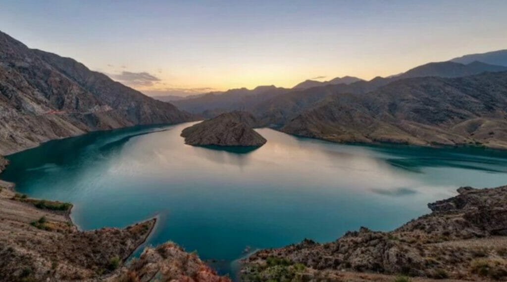 Qirgʻiziston daryolaridagi suvning 75 foizi qoʻshni davlatlarga oqadi