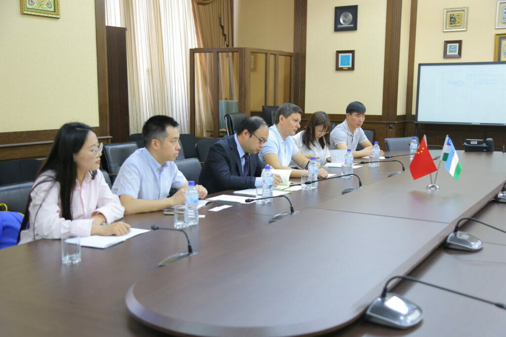 Китайцы захотели импортировать сухофрукты из РУз