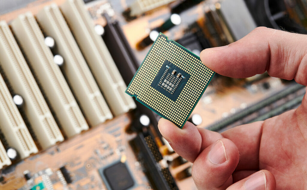 США хотят ужесточить ограничения на экспорт чипов для ИИ в Китай