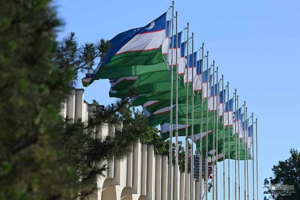 В каких ситуациях разрешат использовать государственный флаг РУз