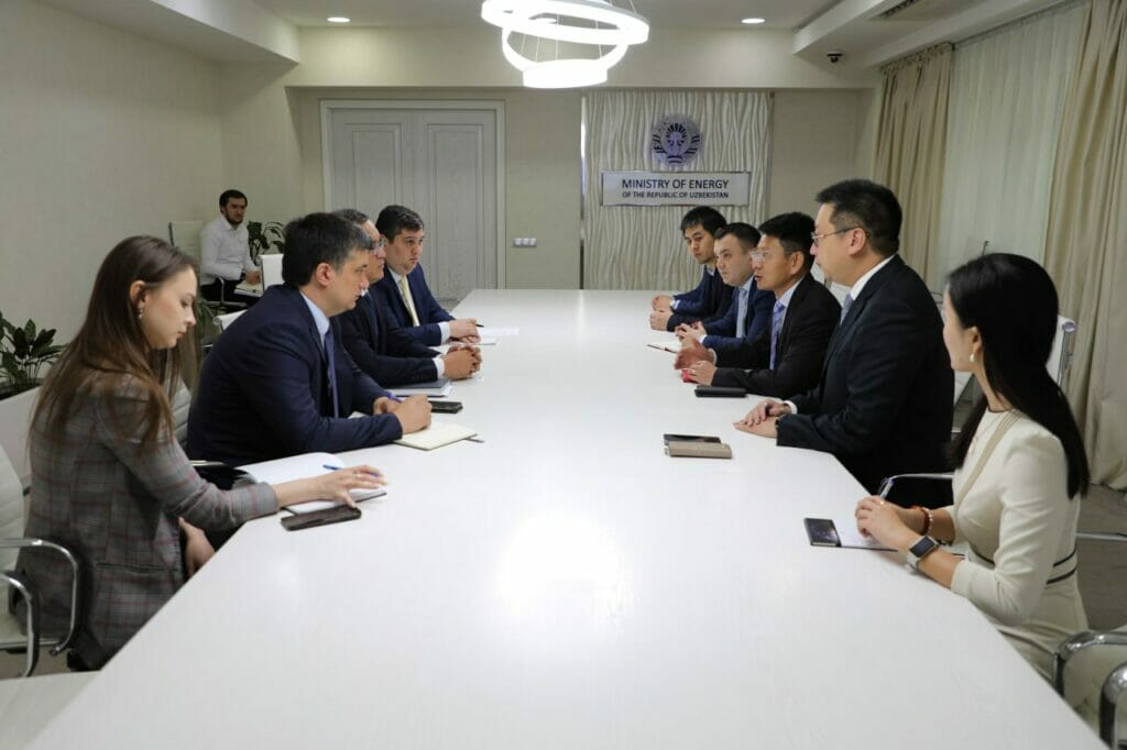 Huawei поставит инверторы для солнечных батарей в Узбекистан