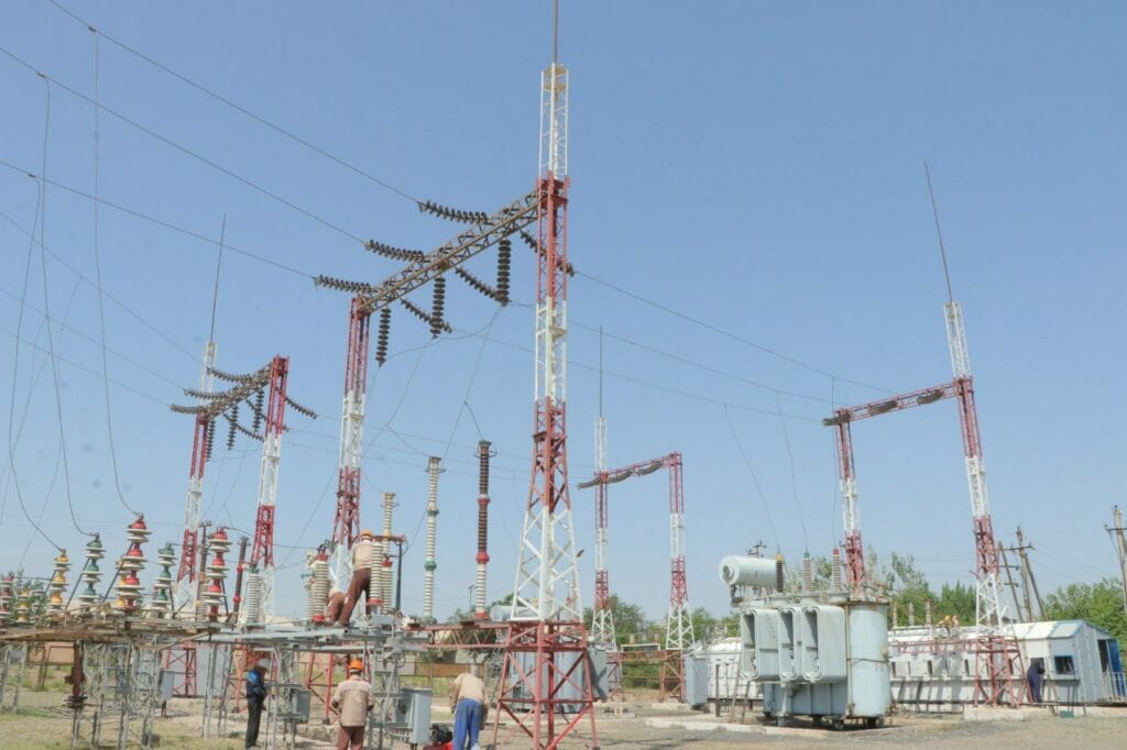 Половина районов Ташкента осталась без света