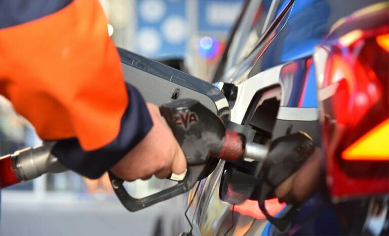 Kazakhstan to Extend Fuel Export Ban